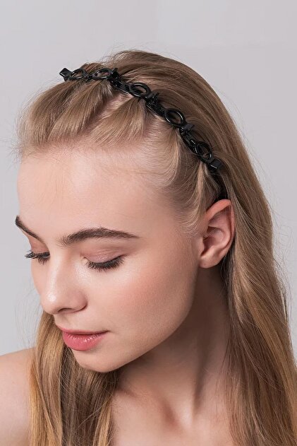 2 Pieces of Black Hair Curlers and Black Crown