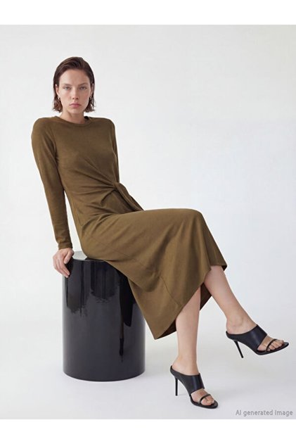 Crew Neck Dress with Tie Detail