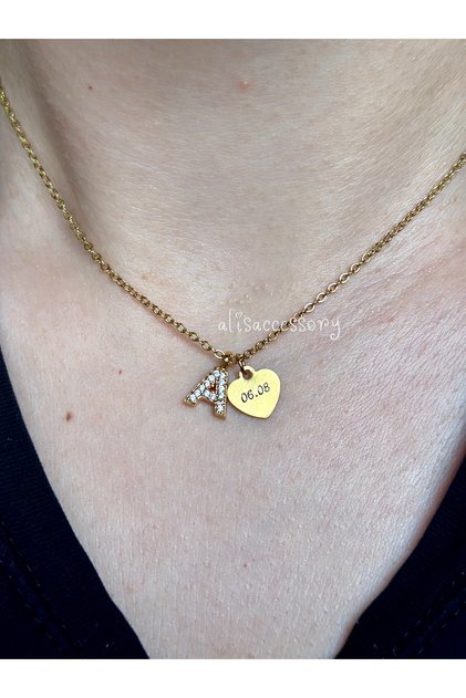 Minimal tarih detaylı harfli kalp kolye