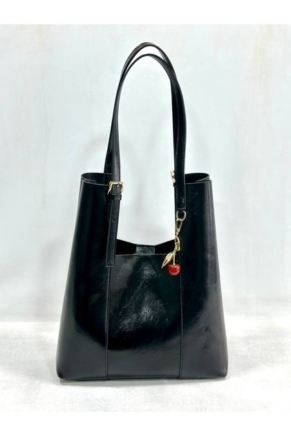 Charm Detailed Women's Shoulder Bag