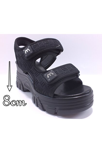 26Y447 Openwork Thick Sole Sandals