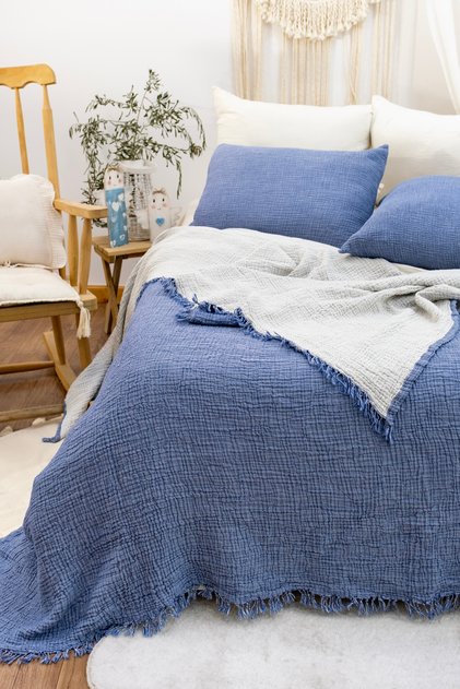 100% Muslin Bed Cover – 4-Layer Lightweight Breathable Blanket, All Seasons (Ivory, 230x240cm)