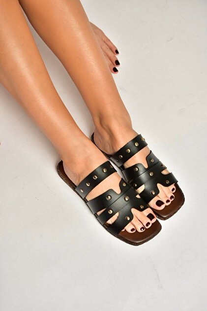 Fox Shoes Y390755203 Siyah Hakiki Deri Kadın Terlik - Fiyatı