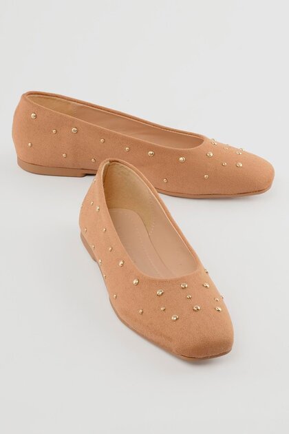 Women's Suede Ballerinas with Square Toe and Staple Detail, Casual Talia Camel