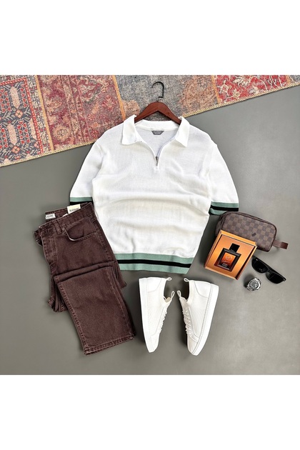 Polo Collar Knit T-Shirt and Jeans 2-Piece Outfit