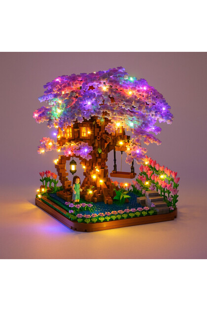 Set Constructie 3D, casa in copac sakura, 2008 piese, lumini LED, piese multicolore, flori mov