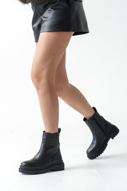 Women's Thick Sole Zippered Non-Slip Sole Boots Denisa Black