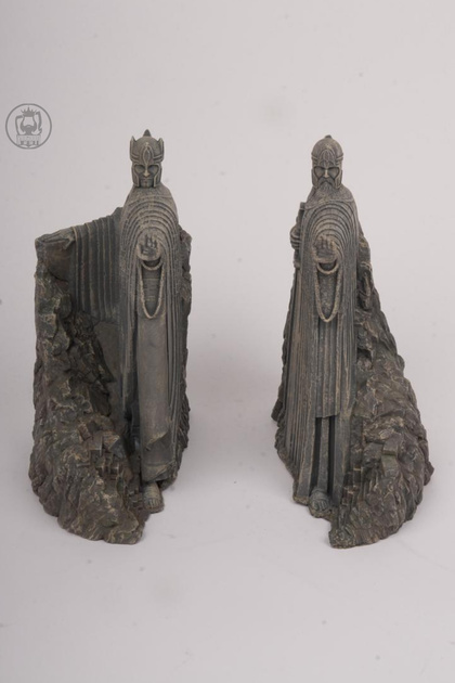 Argonath Kitap Tutucu – Yüzüklerin Efendisi | Polyester Döküm | Tok & Ağırlıklı | 2 Parça Sağ+Sol