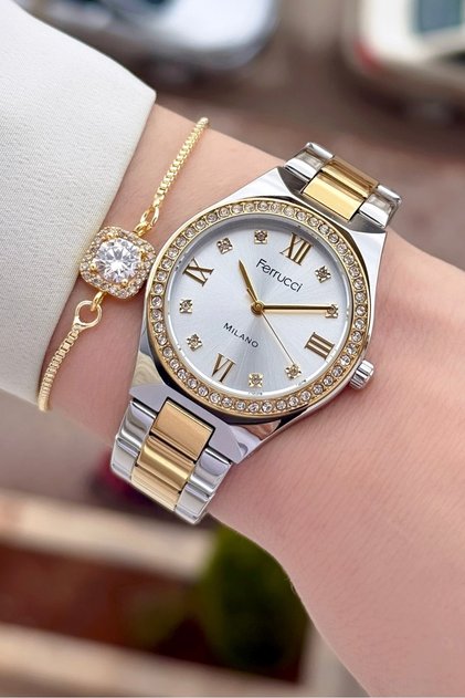 Gold Metallic Color Women's Wristwatch and Bracelet