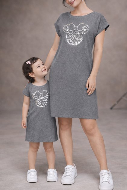 Set mama/fiica rochii gri cu imprimeu Minnie
