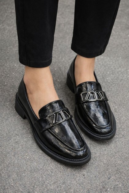 Black Women's Loafer Shoes