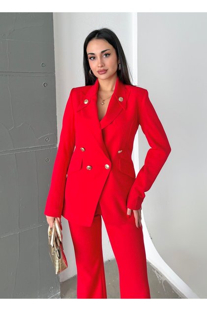 Yakası Düğmeli Blazer