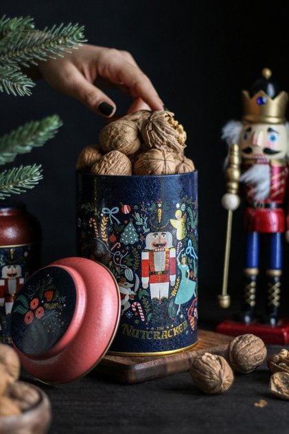 Fairytale Nutcracker Patterned Round Metal Storage Container, 10.5 X 15 Cm, 1.1 Lt