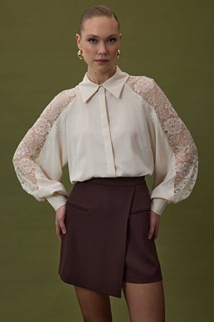 Shirt with Lace Detail on the Sleeves - Beige