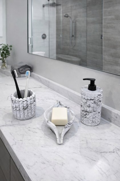 Decorative 3-Piece Striped Model Marble Pattern Bathroom Set Liquid Soap Dispenser Solid Soap Dispenser Toothbrush Holder