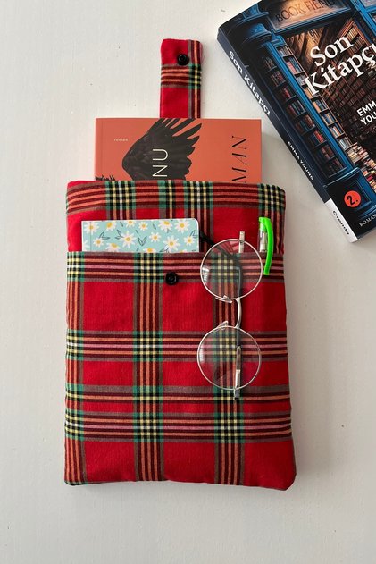 Plaid Patterned Book Cover with Pockets Book Lover's Gift