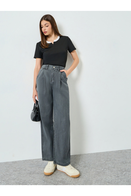 Women High Rise Wide Leg Jeans