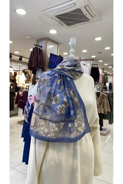 Botanical Dream Patterned Shawl Blue