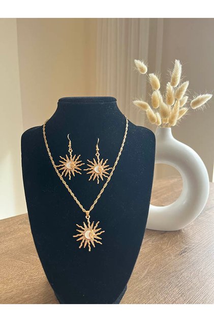 Sun Motif Style Necklace Earring Set