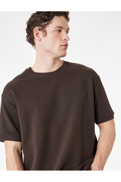 Kısa Kollu Bisiklet Yaka Tok Kumaş Basic Oversize Tişört