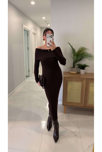 Larope Brown Madonna Collar Ribbed Dress