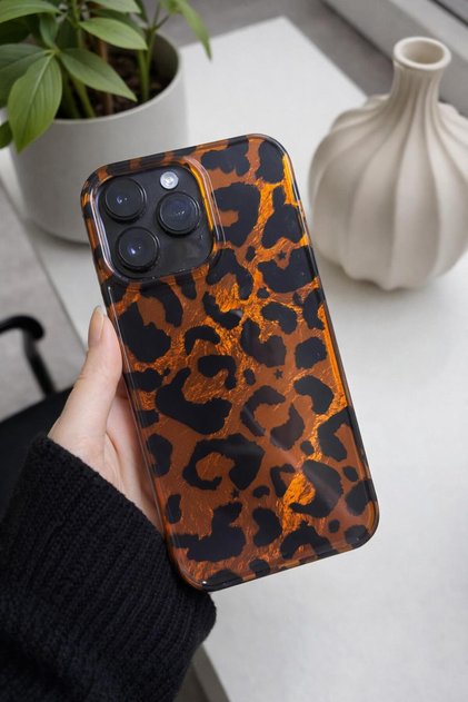 Leo Cover Compatible with iPhone 15 Pro