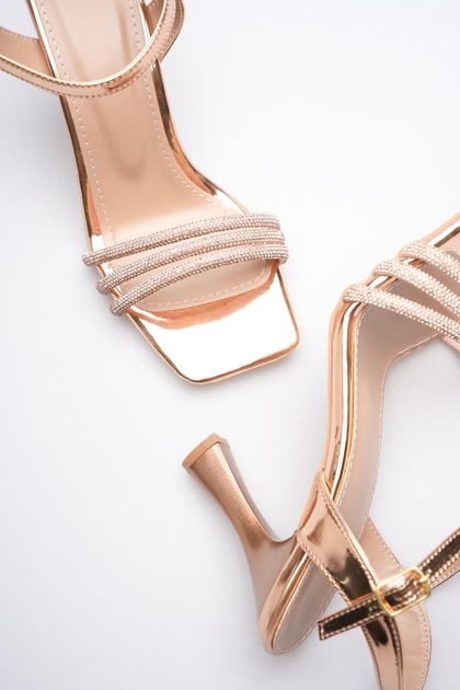 green emerald velvet dress Mia Shoes Ellen Rose Gold Platform Sandals for Women main image 1