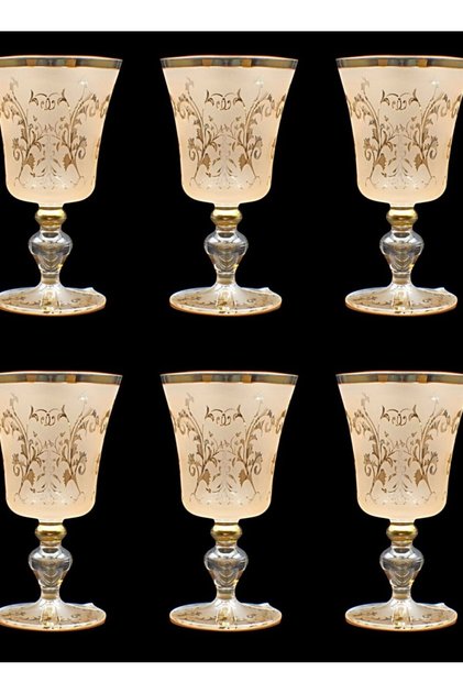 Footed Glass 234 Bbt Pnt Ylow Gold