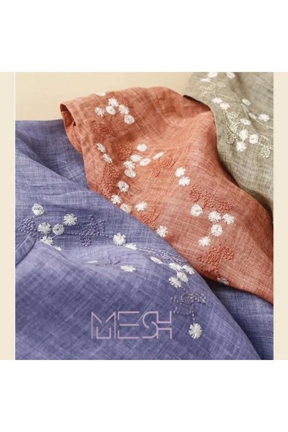 Midi Jalabiya with Soft Embroidery