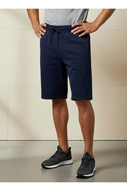 Men Performance Non-Stretch Panelled Shorts