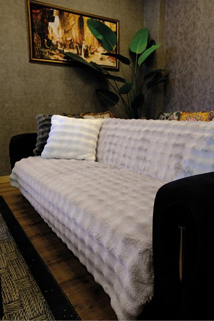 Bubble Rabbit Fur Sofa Cover 170X210 – Plush Non-Slip Sofa Wrap – 3-Seat Sofa Cover Cream