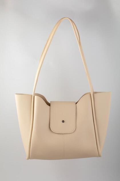 Cream Faux Leather Large Volume Shoulder Bag with Snap Fasteners