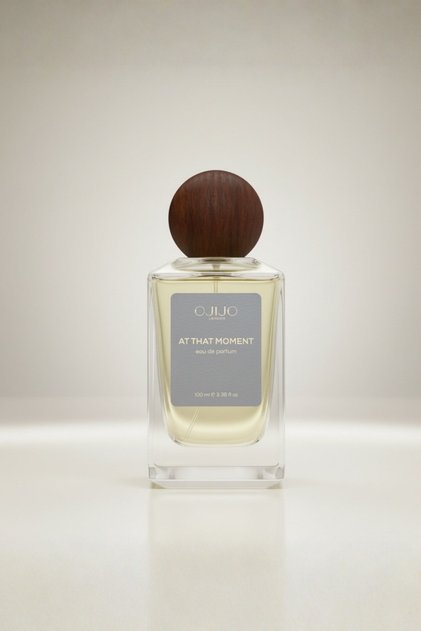 At That Moment Kadın Parfüm Edp 100ml | Oryantal, Çiçeksi | Yasemin, Safran, Köknar, Sedir, Amber
