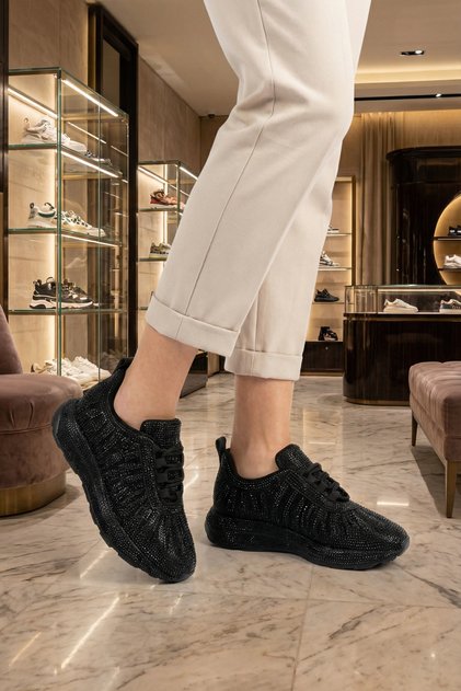 185-88 Stoned Sports Shoes