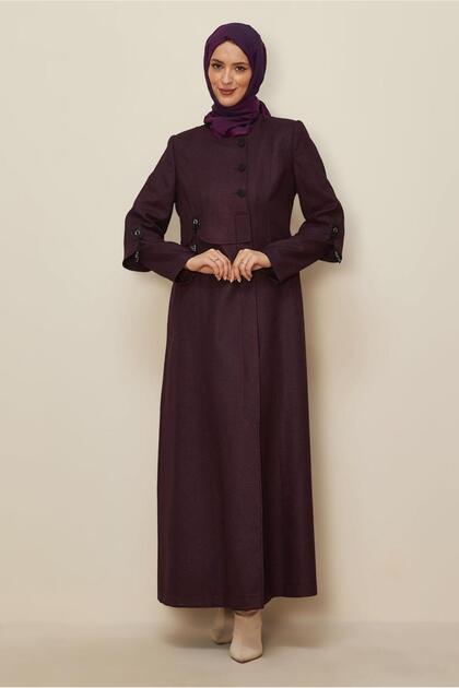 Buttoned Judgment Coat with Collar 10499