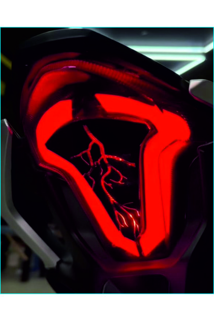 cf moto 250 sr arka stop simşek sticker kaplama folyo
