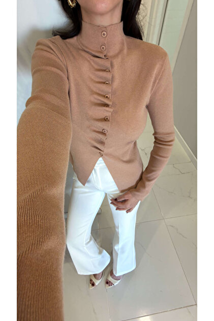 Cardigan Cessil Camel cu șnururi de prindere