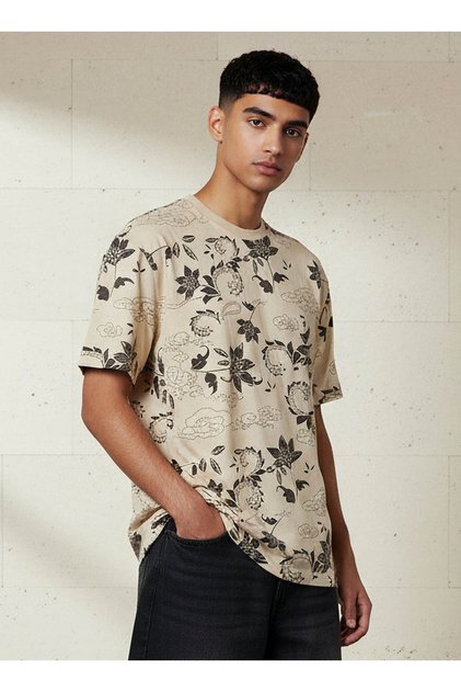 Men Regular Fit Short Sleeves Floral Print T-shirt