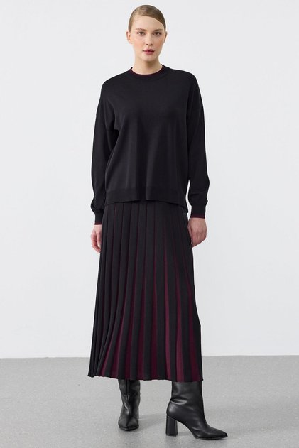 Color Blocked Skirted Blouse Rayon Set Black