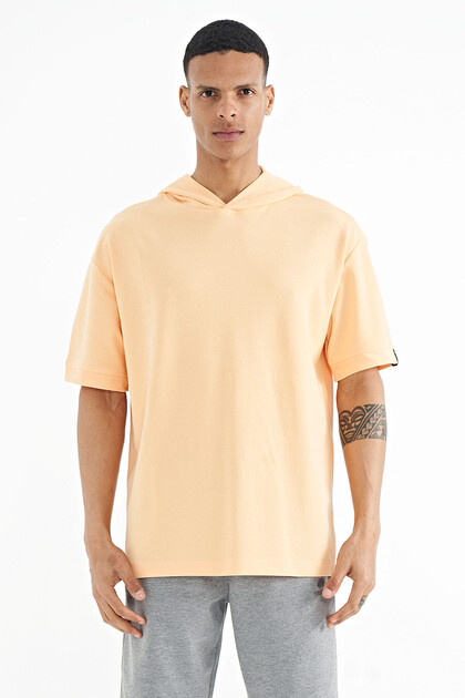 Oversize Men's T-shirt with Melon Hooded Sleeve Label Detail - 88179