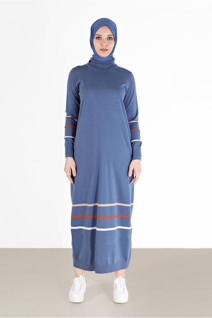 ROCHIE DE TRICOATĂ CU DETALII FÂNȚE 42024