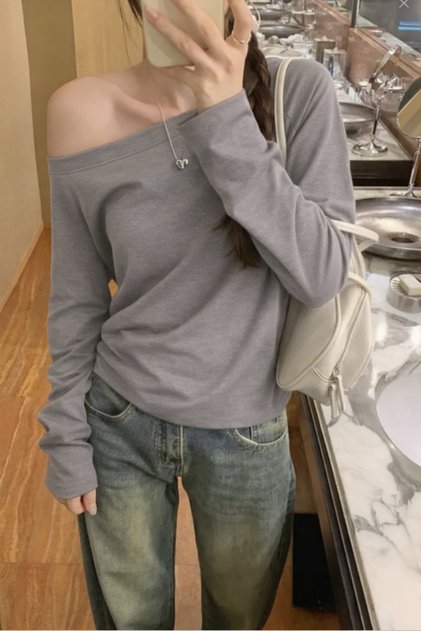 Anthracite Women's Off-Shoulder Boat Neck Oversize Long Sleeve T-Shirt