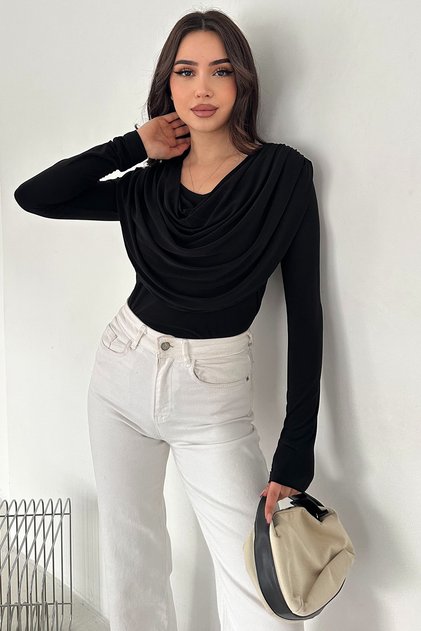 Drapeli Collar Detailed Blouse – Bold