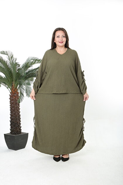 Women's Plus Size Tunic Skirt Set