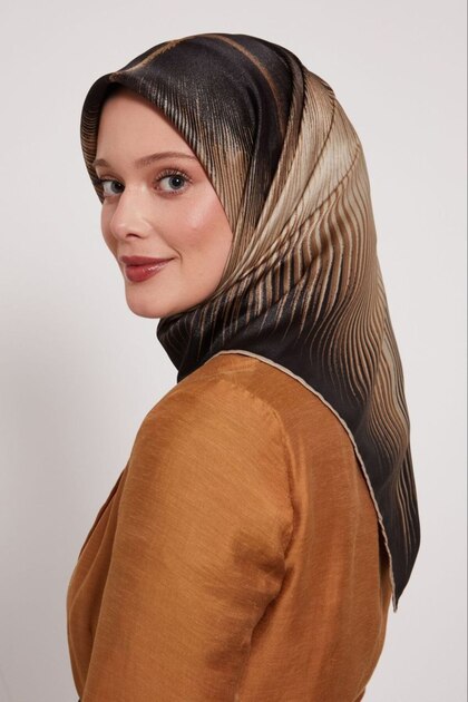 وشاح كريستالي لامع بنمط خطوط هاواي