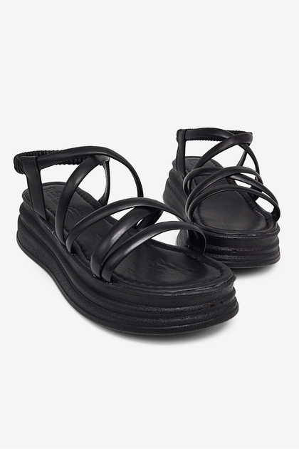 Schwarze, bequeme, gekreuzte Sandalen mit hoher Sohle für Damen