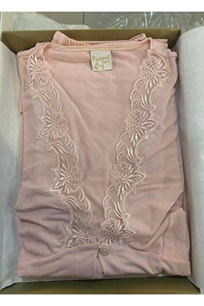 Lace Detailed 3-Piece Women's Pajama Set in Boxed Packaging