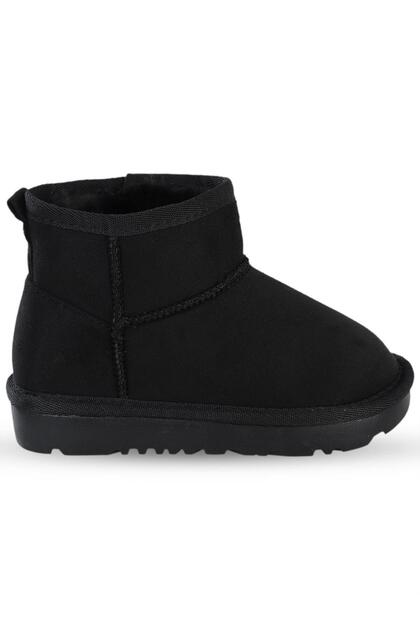 26- Boots and Boots - Black
