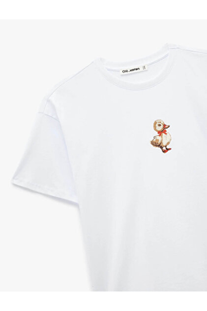 Koton Ördek Nakışlı Oversize Ekru Kadın T-Shirt 6SAL10072IK