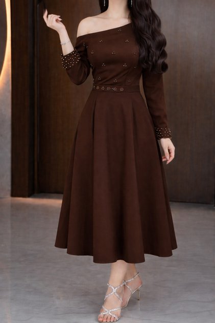 فستان نسائي فخم وناعم للعيد